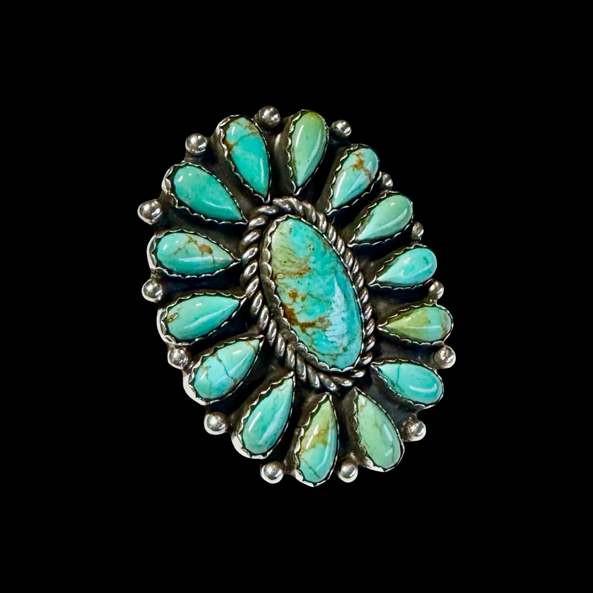 Green Kingman Turquoise ring handcrafted by Native American artist Virdelle Begay