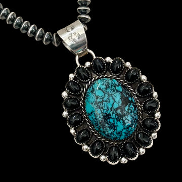 Kingman Turquoise & Black Onyx pendant handcrafted by Native American artist Lorenzo and Jerilyn Chee ￼