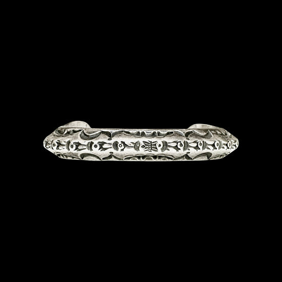 Carinated Sterling Silver cuff handcrafted by Native American artist Roland Dixon