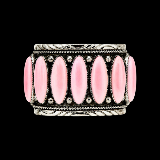 Pink Conch bracelet handcrafted by Native American artist Mike Thomas, Jr.