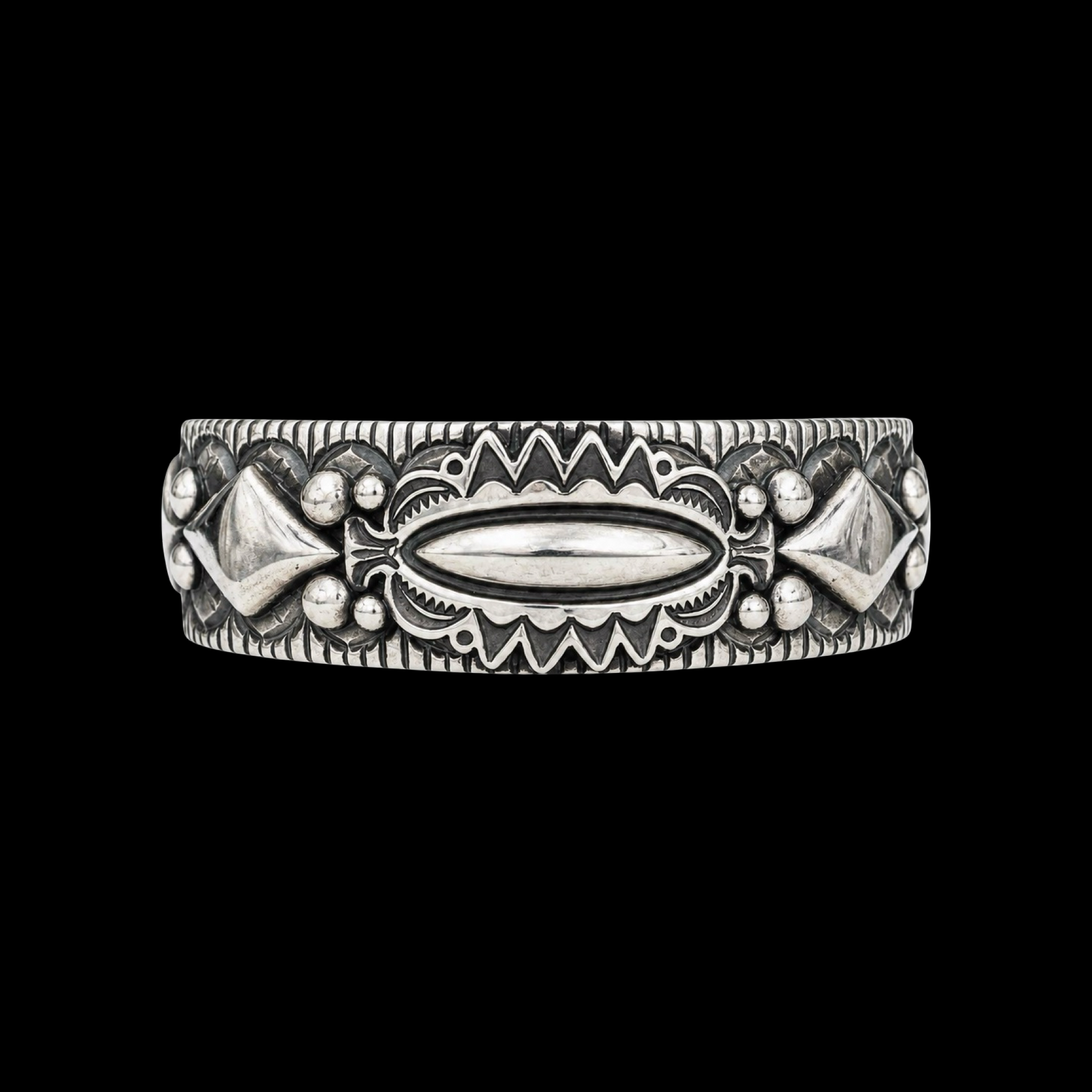 Sterling Silver cuff handcrafted by Native American artist Roland Dixon