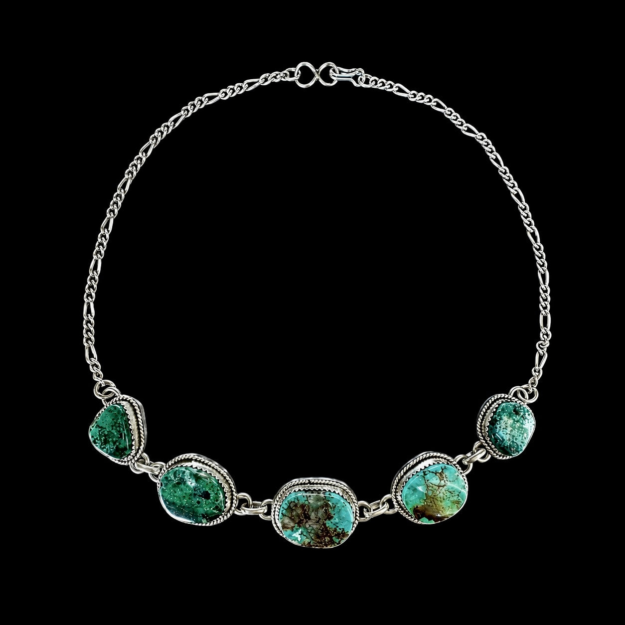 Royston and Kingman Turquoise choker handcrafted by Native American artist Lorenzo and Jerilyn Chee