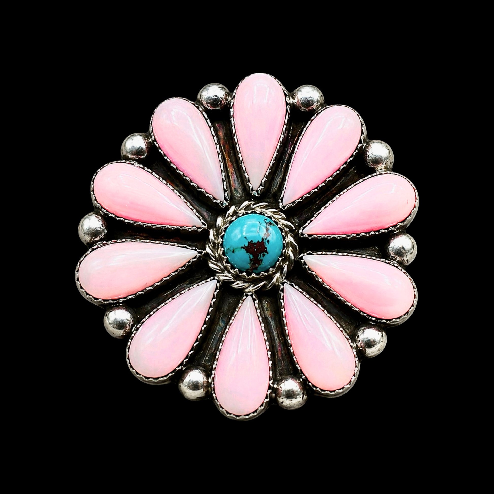 Pink Conch ring handcrafted by Native American artist Lorenzo and Jerilyn Chee