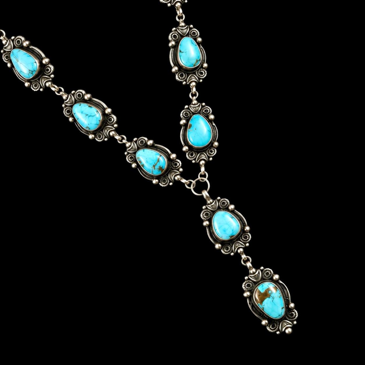 Pilot Mountain Turquoise lariat handcrafted by Native American artist Jackson Hoskie