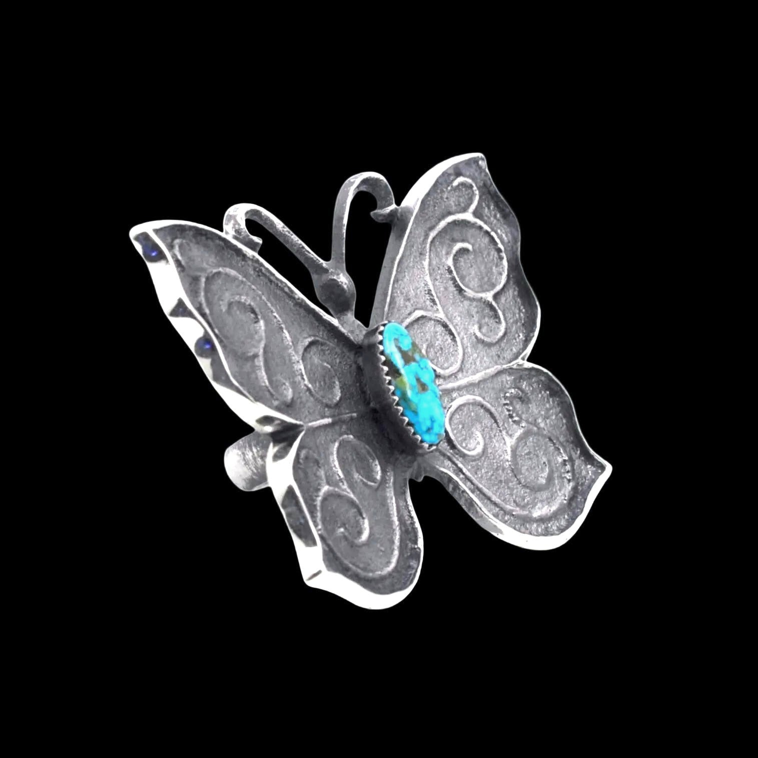 Tufa Cast ring handcrafted by Native American artist Jim Mekechto
