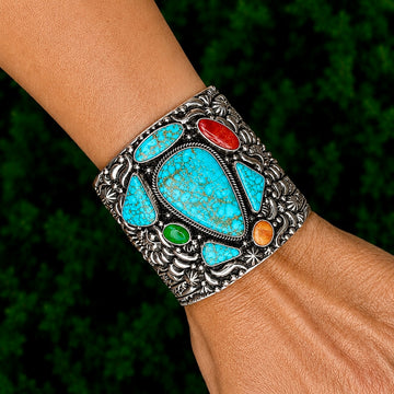 The Onawa Cuff - Birdseye Kingman Turquoise & Spiny Oyster by Tsosie White