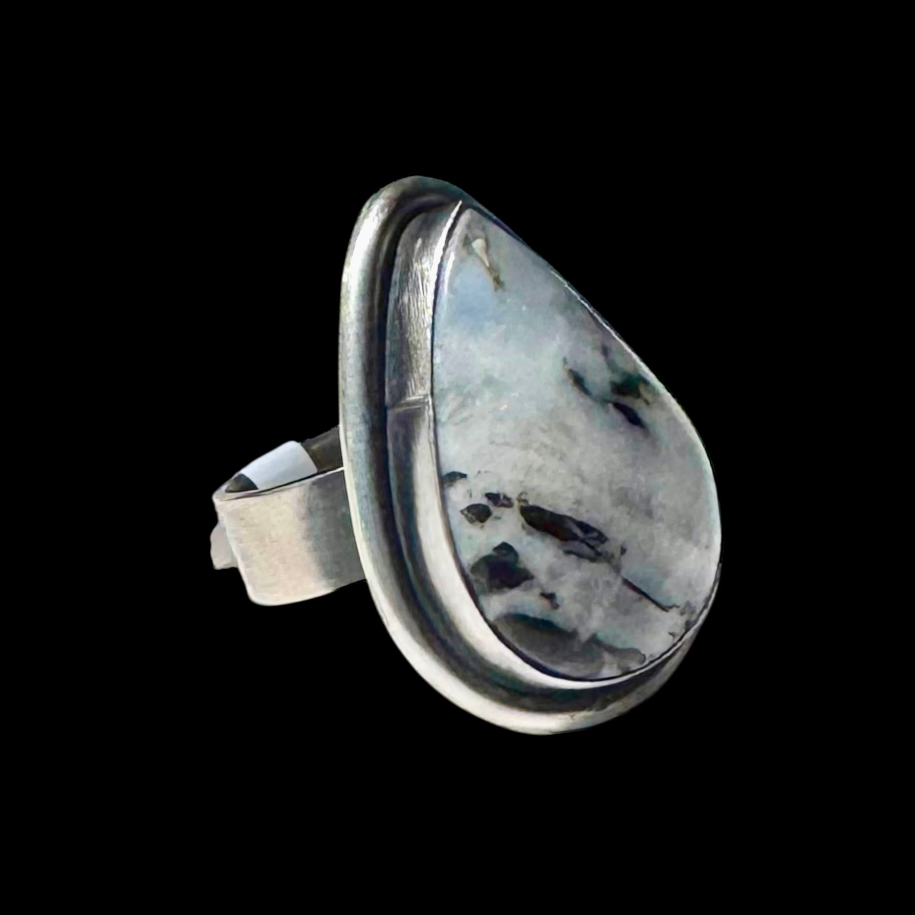 White Buffalo Dolomite ring handcrafted by Native American artist Antoinette Martinez