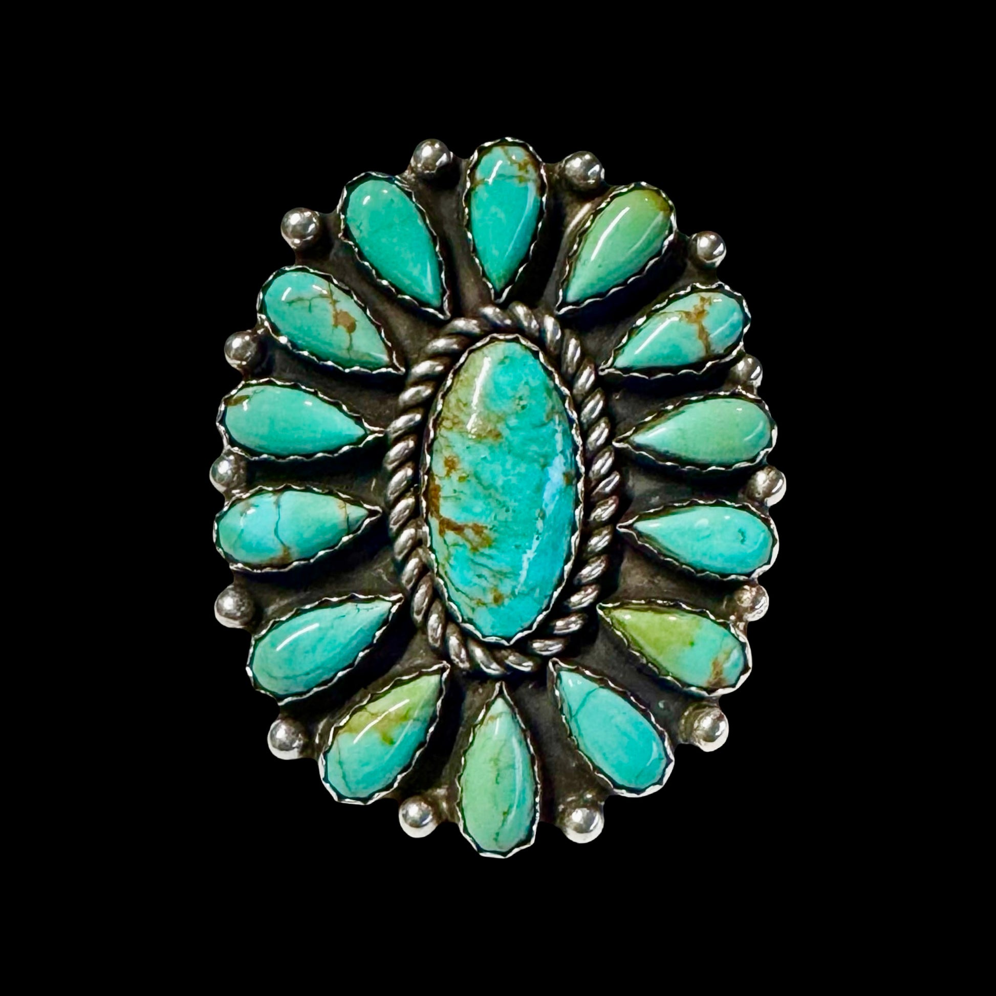 Green Kingman Turquoise ring handcrafted by Native American artist Virdelle Begay