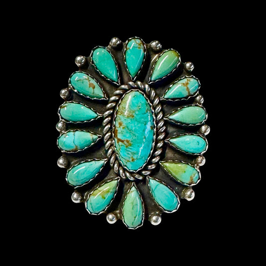 Green Kingman Turquoise ring handcrafted by Native American artist Virdelle Begay