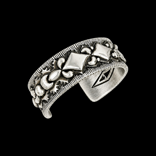 Sterling Silver cuff handcrafted by Native American artist Roland Dixon