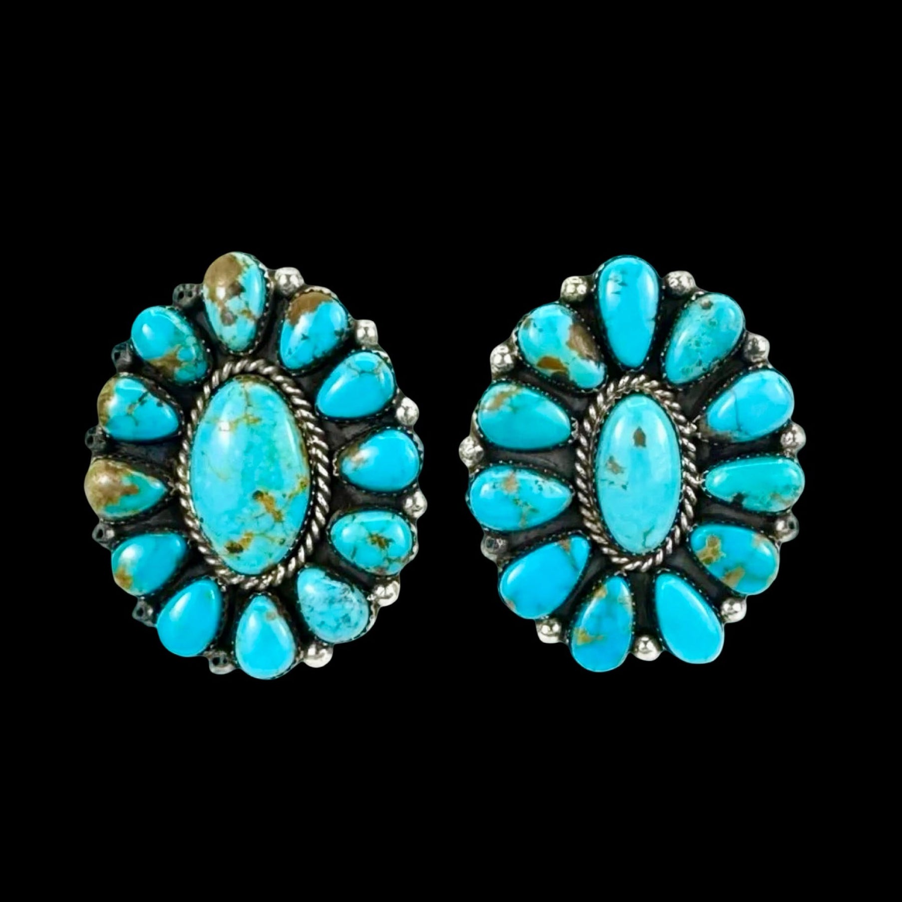 Campitos Turquoise ring handcrafted by Native American artist Lorenzo and Jerilyn Chee