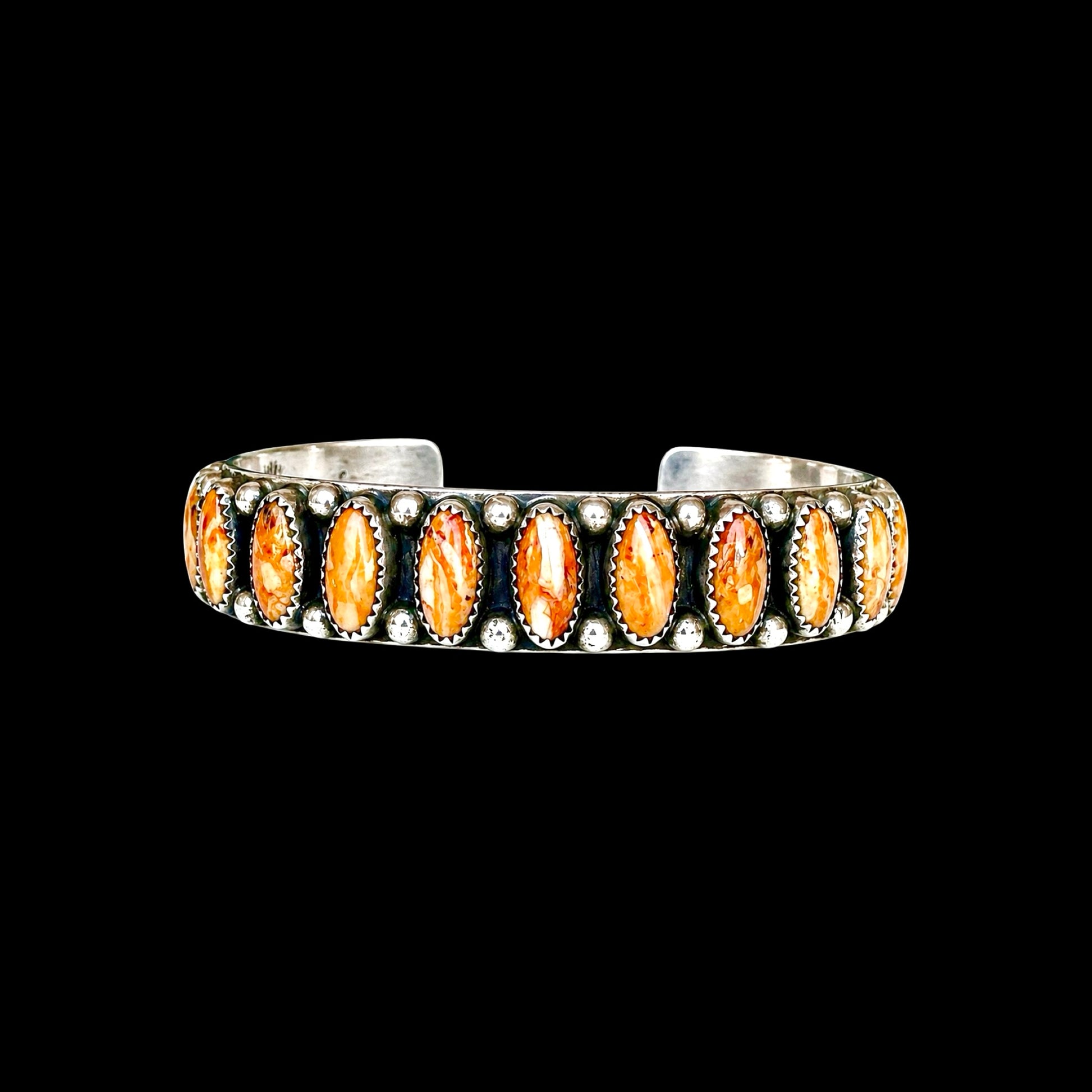 Spiny Oyster cuff handcrafted by Native American artist Virdelle Begay