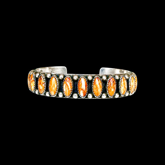 Spiny Oyster cuff handcrafted by Native American artist Virdelle Begay