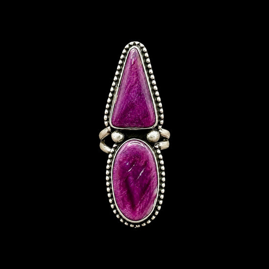 Purple Spiny Oyster ring handcrafted by Native American artist Travis Jim