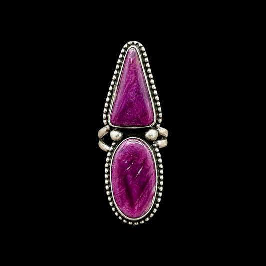 Purple Spiny Oyster ring handcrafted by Native American artist Travis Jim