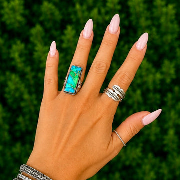 Peacock Dahlia ring handcrafted by Native American artist Tia Long