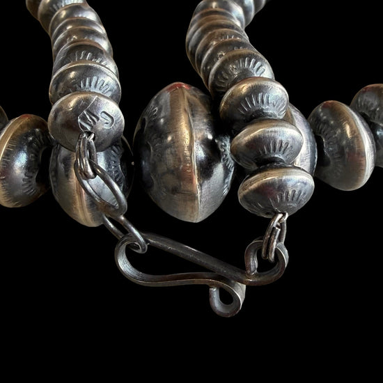 Handcrafted navajo pearls handcrafted by Native American artist Michelle Jameson