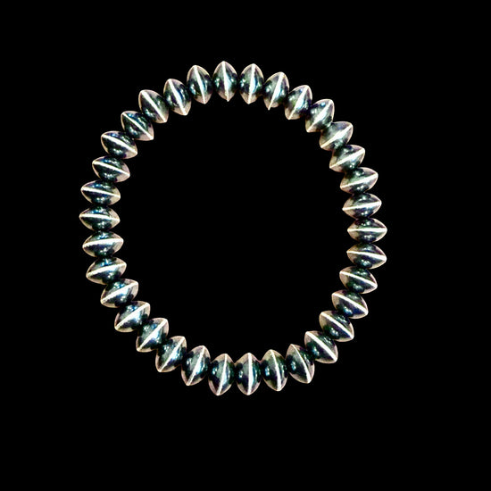 Handcrafted navajo pearl bracelets handcrafted by Native American artist LaVina Dawes