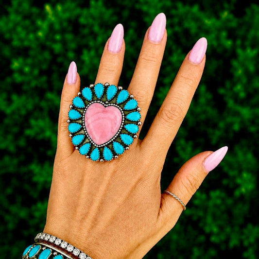 Kingman Turquoise & Pink Conch ring handcrafted by Native American artist Richard Nez