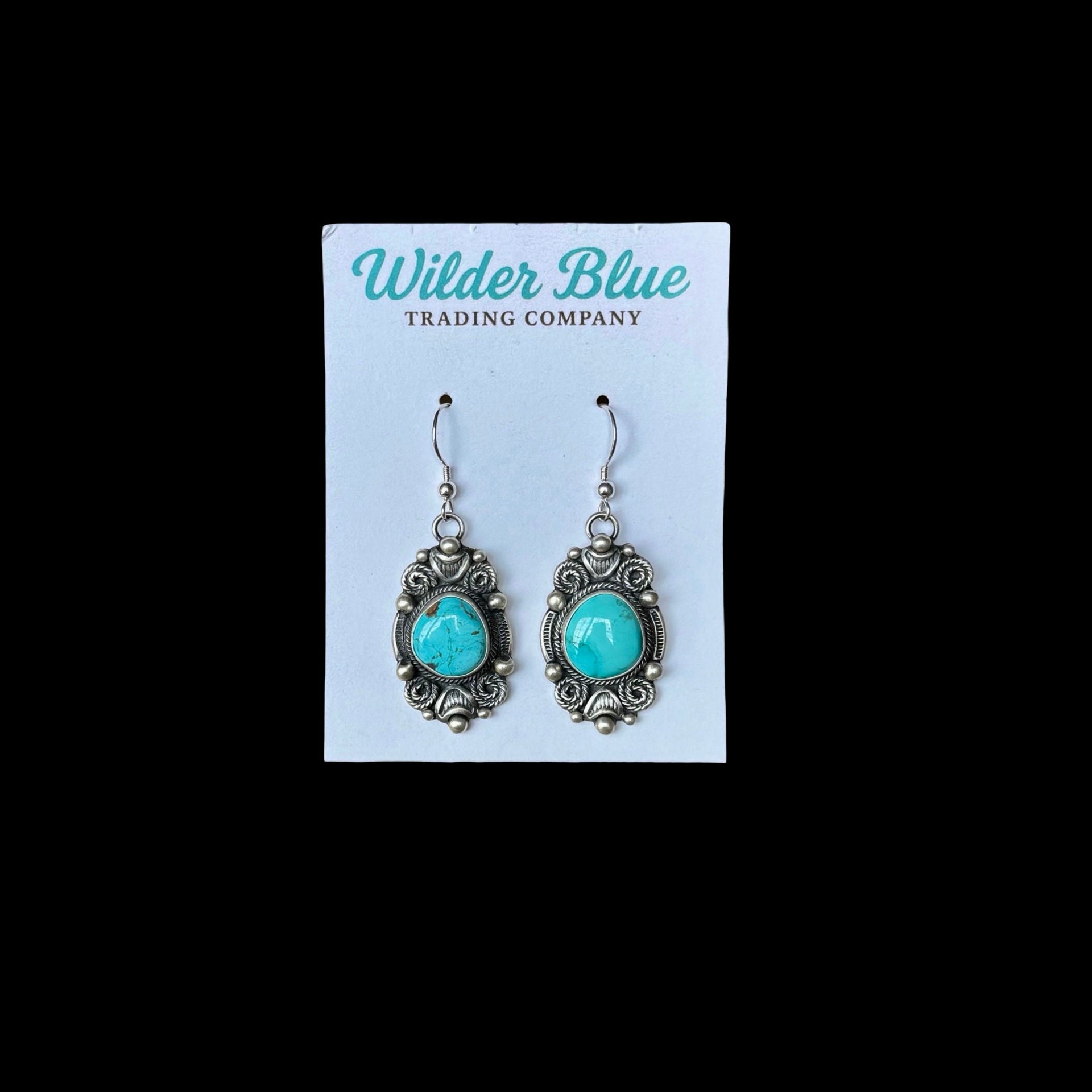 Pilot Mountain Turquoise lariat handcrafted by Native American artist Jackson Hoskie
