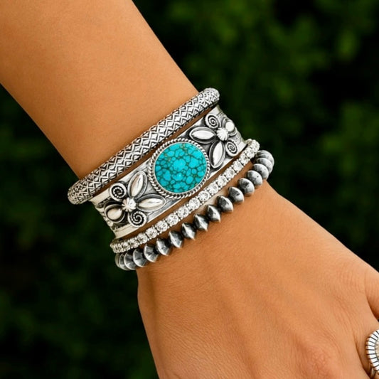 High-Grade Natural Spiderweb Kingman Turquoise cuff handcrafted by Native American artist Andy Cadman