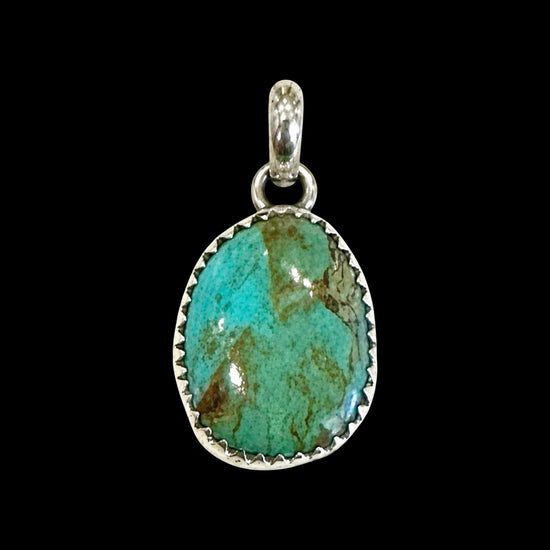 Kingman Turquoise pendant handcrafted by Native American artist Ronald Lee