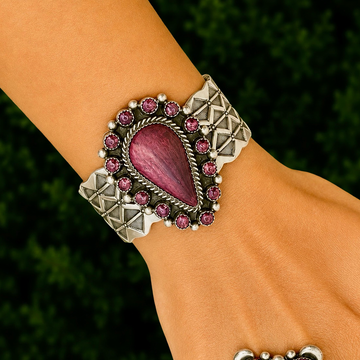 Purple Spiny Oyster bracelet handcrafted by Native American artist Elroy & Bernadette Chavez