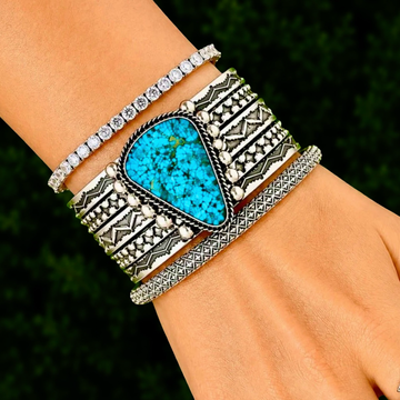 High-Grade Natural Spiderweb Kingman Turquoise cuff handcrafted by Native American artist Sunshine Reeves